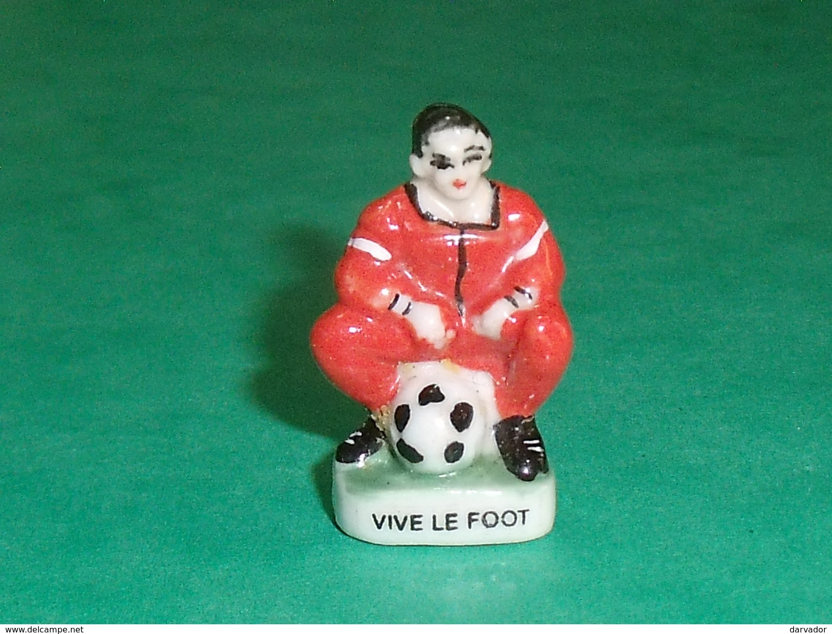 Fèves / Sports : Vive Le Foot , Footballeur  T124 - Sport