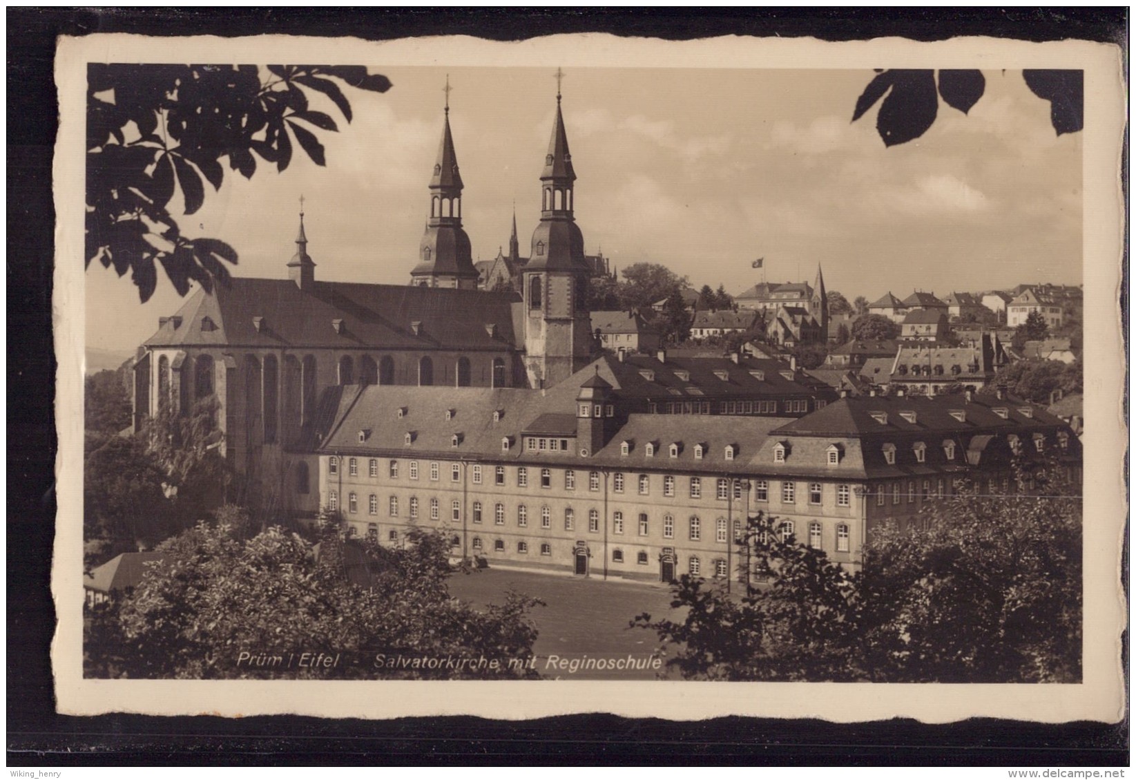 Prüm In Der Eifel - S/w Salvatorkirche Mit Reginoschule - Pruem