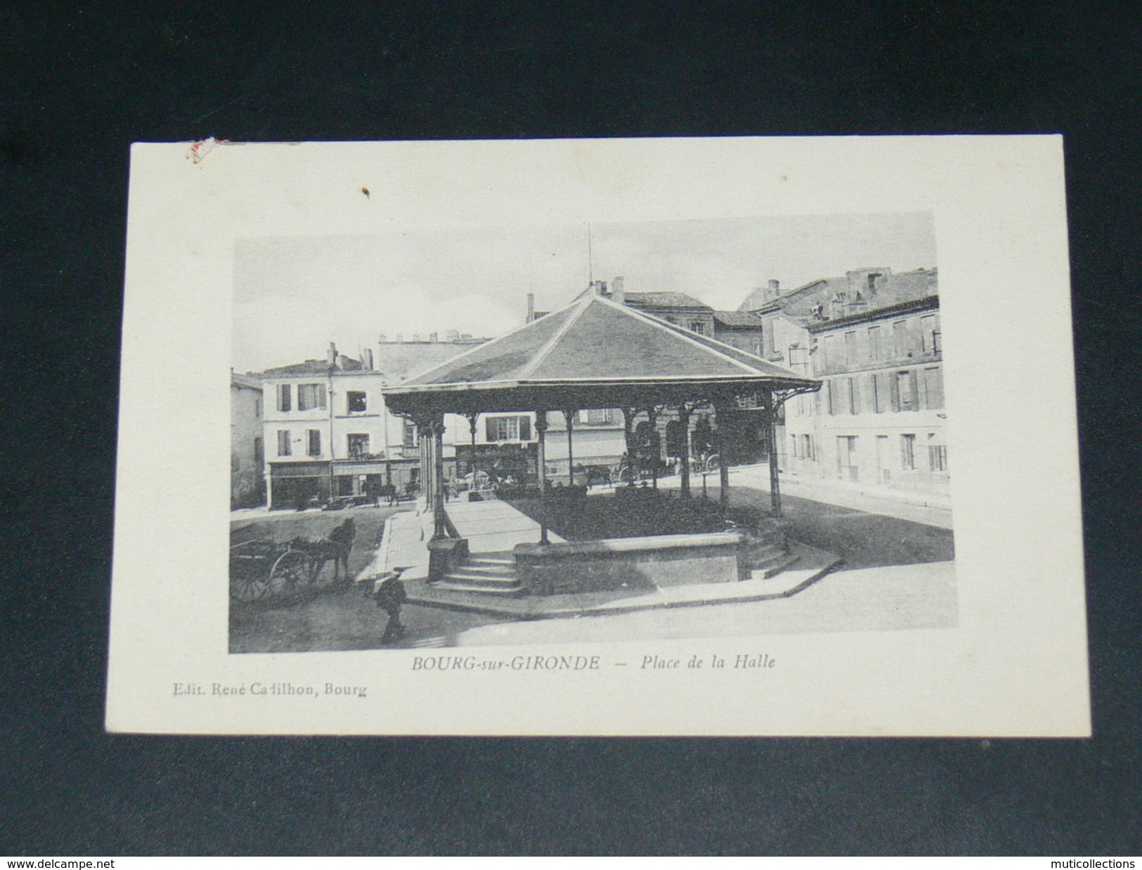 BOURG SUR GIRONDE / ARDT BLAYE   1905  PLACE DE LA HALLE    EDITEUR - Autres & Non Classés