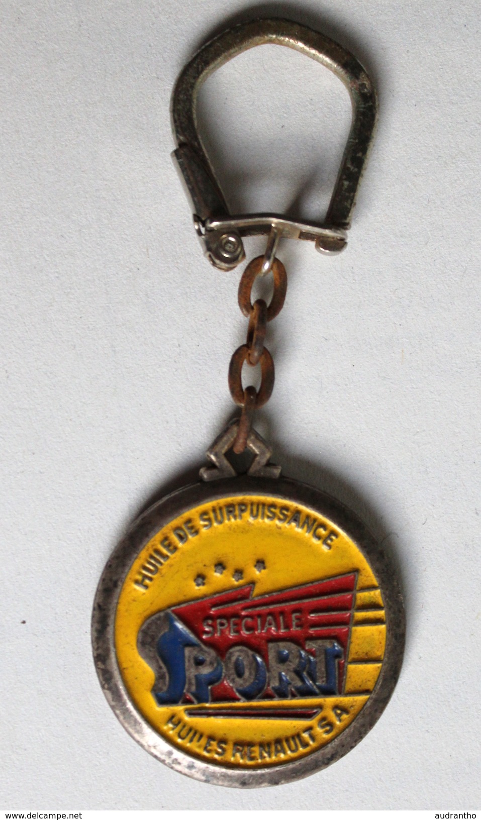 Ancien Porte Clefs Métal Huiles Renault Spéciale Sport - Schlüsselanhänger