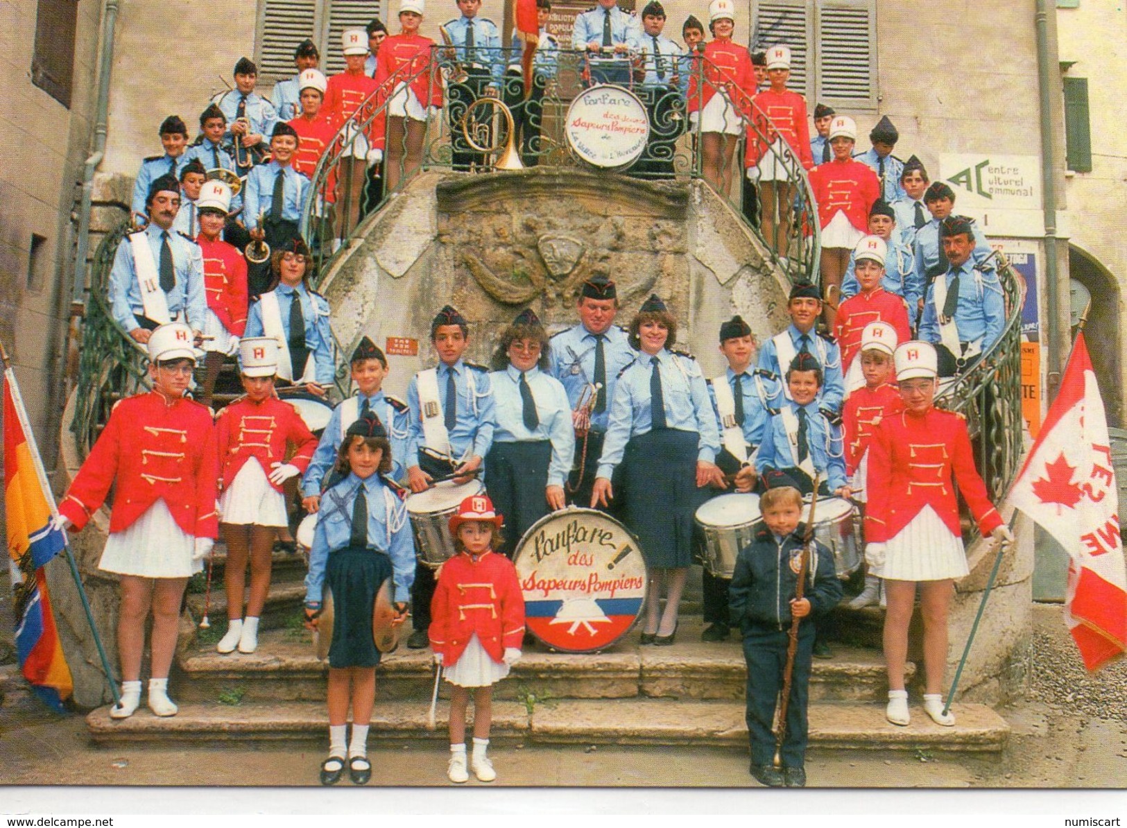 Auriol Animée Les Majorettes "les Acadiennes" Marseille Fanfare Des Jeunes Sapeurs Pompiers Roquevaire Aubagne - Auriol