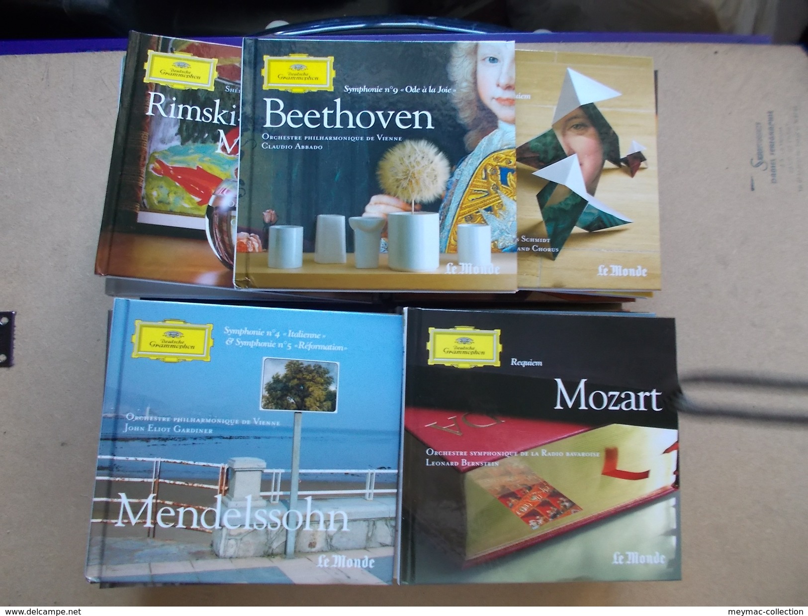 LOT 39 CD + LIVRETS 60 pages grands musiciens orchestres chefs enregistrements live comme neuf DEUTSCHE GRAMMOPHON