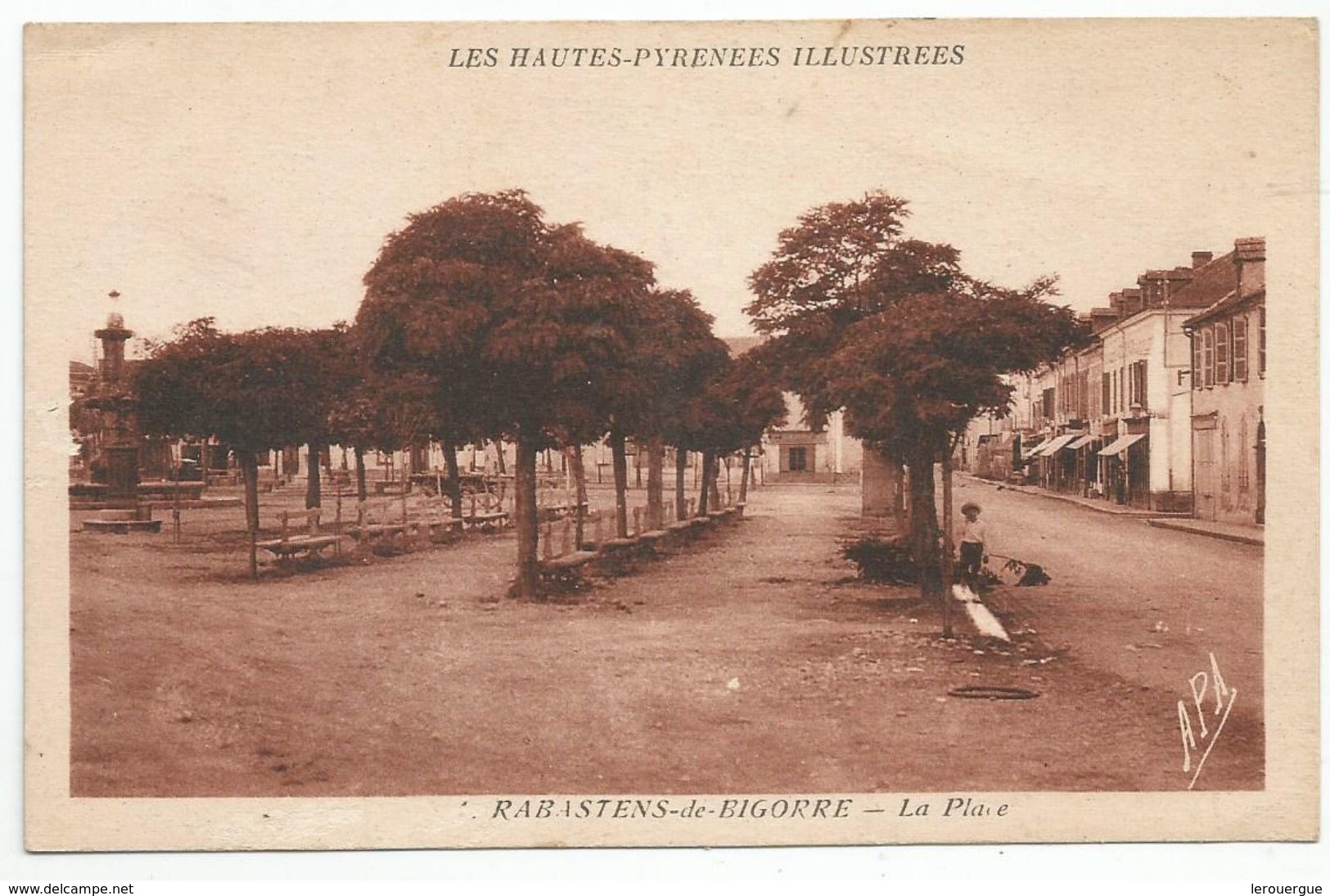 RABASTENS DE BIGORRE : LA PLACE - Rabastens De Bigorre