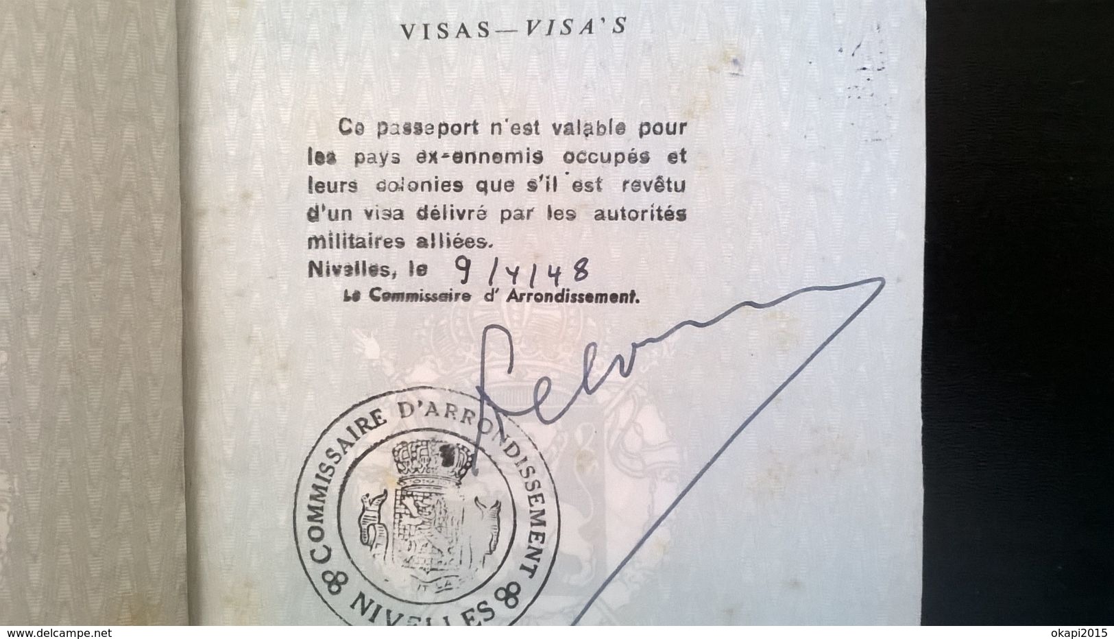 VIEUX PASSEPORT BELGIQUE REISPAS BELGIË  PASSPORT BELGIUM EN PAPIER ET EN CARTON ANNÉE 1948 . GUERRE 1940 - 1945. - Documents Historiques