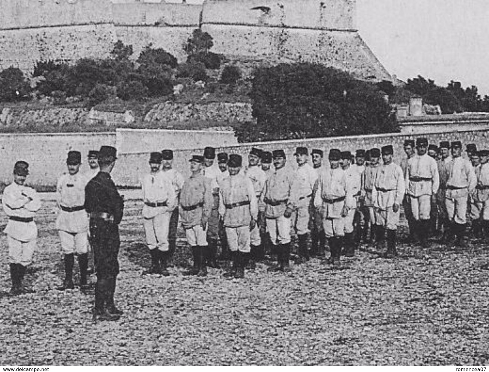 ANTIBES (Alpes-Maritimes) - FORT CARRE - CHAMPS De MANOEUVRES - Voyagée Le 11 Août 1915 - Autres & Non Classés