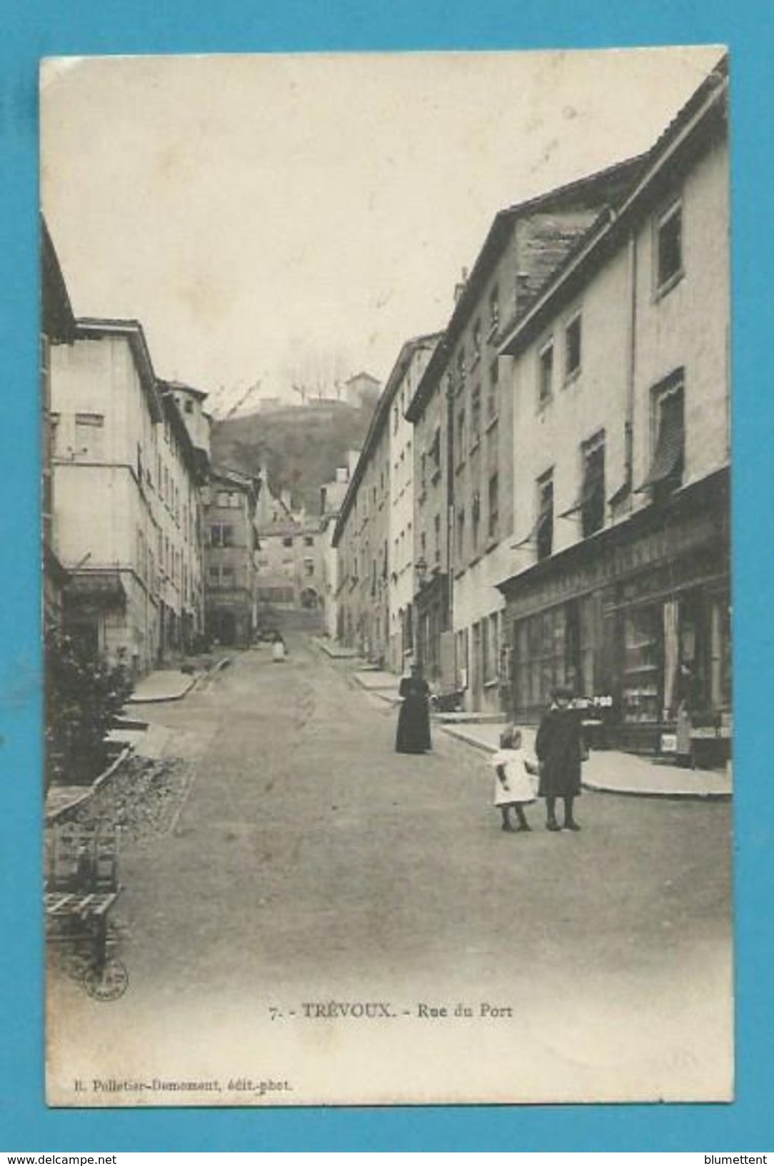 CPA Rue Du Port TREVOUX 01 - Trévoux