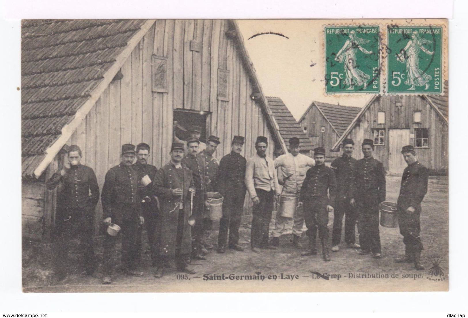 Saint Germain En Laye. Yvelines. Le Camp. Distribution De Soupe. (1949r) - Personnages