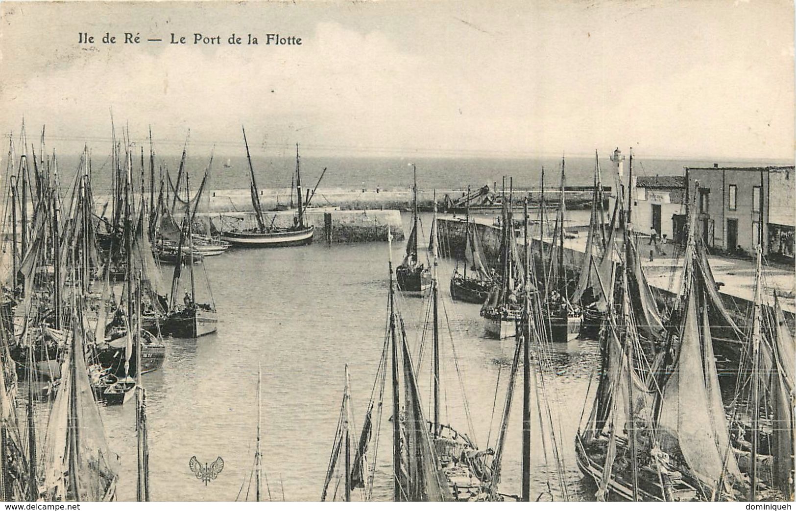 Lot de 50 cpa Île de Ré et Île d'Oléron Plusieurs animations