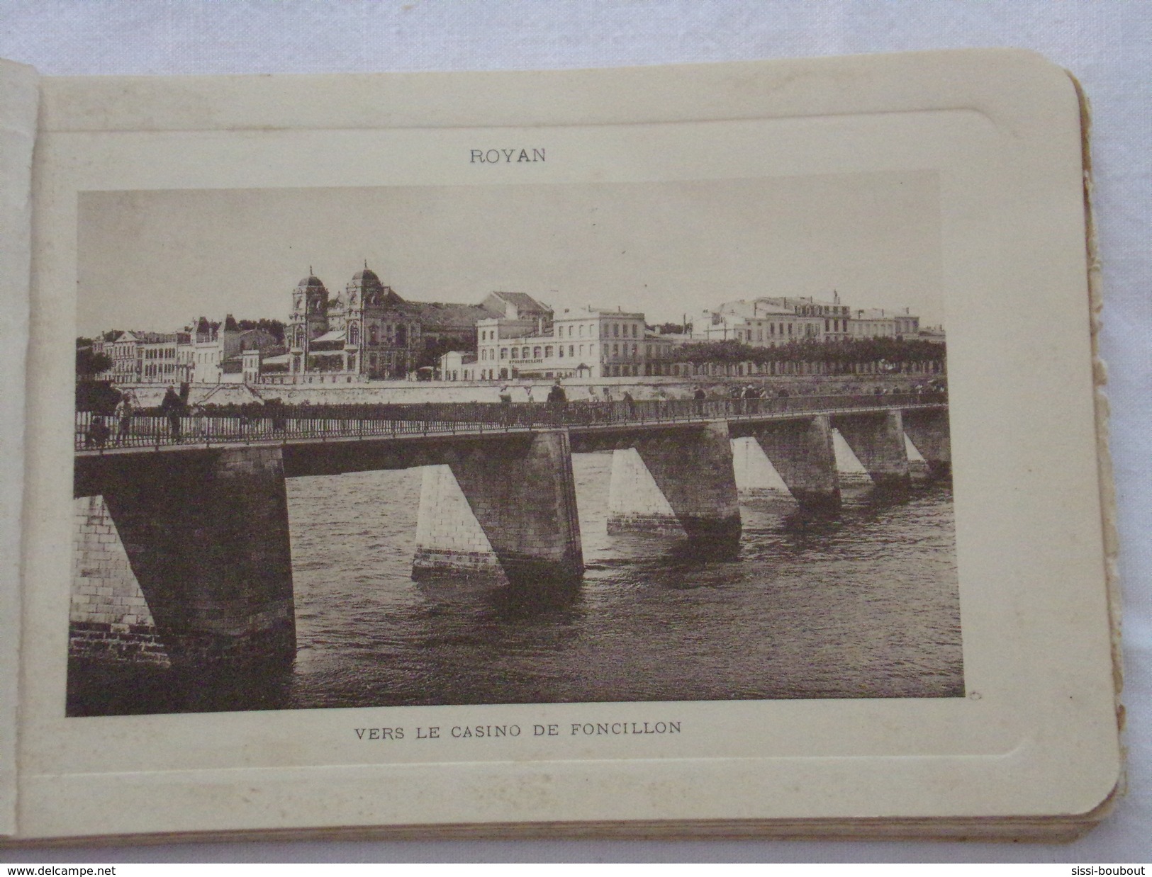 ROYAN-LES-BAINS - Carnet De 14 Vues (état Très Médiocre Mais Correct Sur Les Vues) - CPA - CP - Carte Postale - Royan