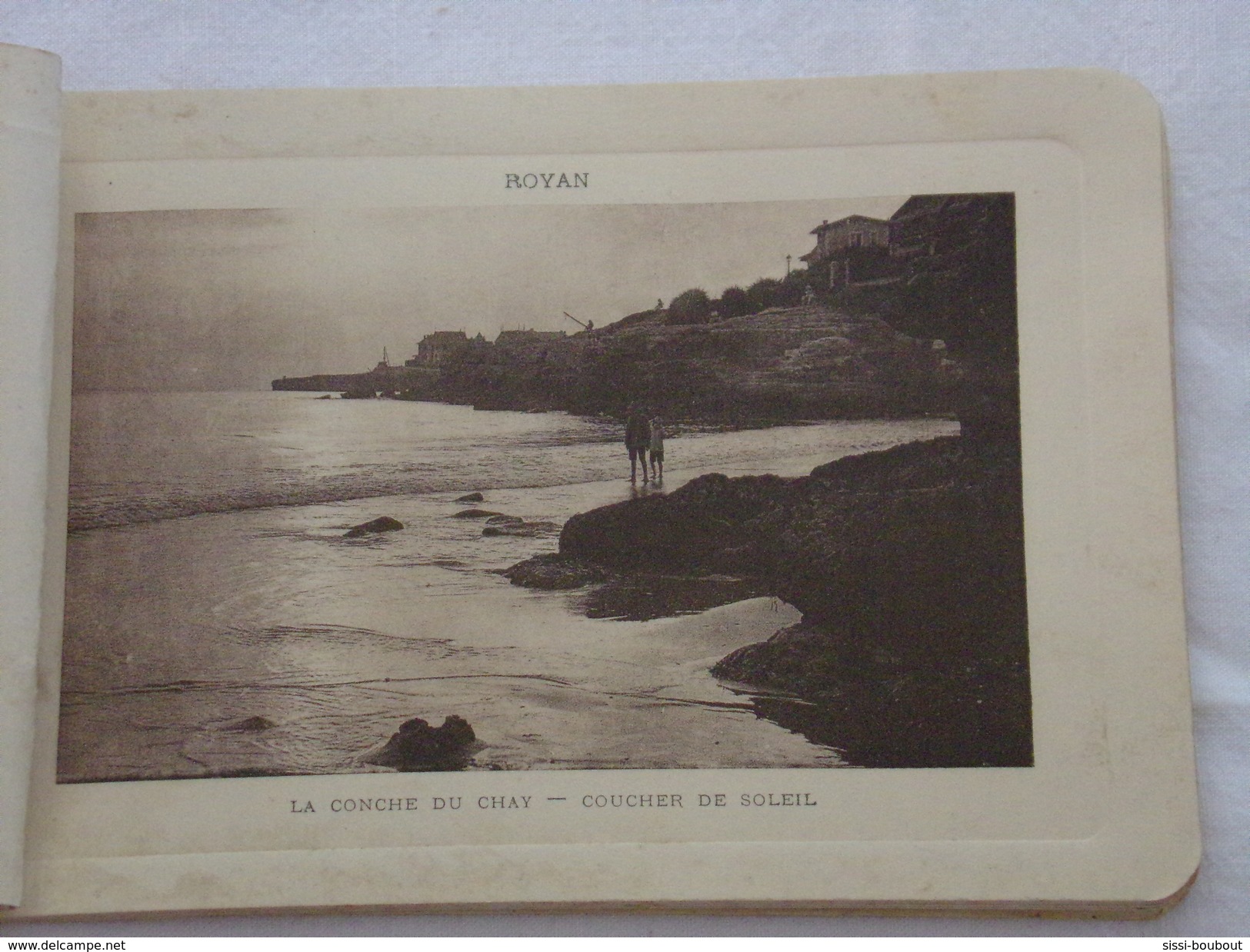 ROYAN-LES-BAINS - Carnet de 14 Vues (état très Médiocre mais correct sur les vues) - CPA - CP - Carte Postale