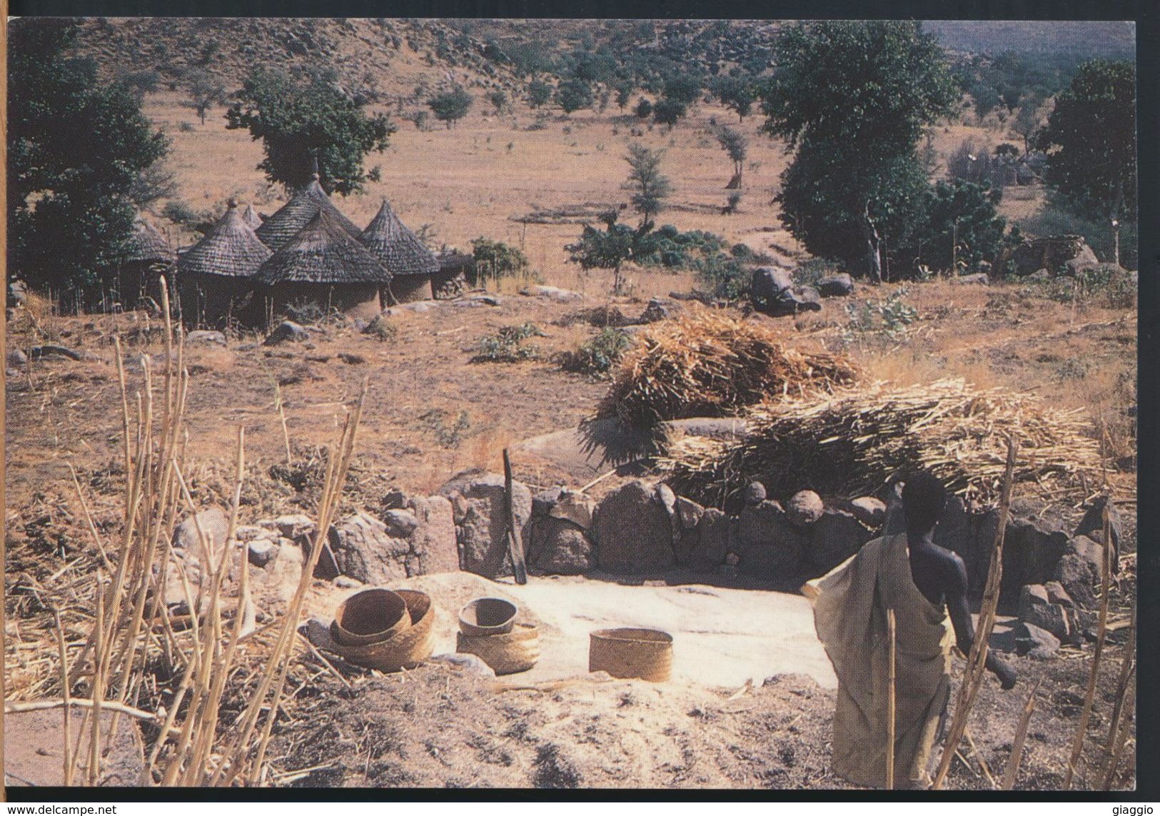 °°° 9163 - CAMEROUN - TOKOMBERE - AIRE DE VANNAGE ET SARE' °°° - Camerun