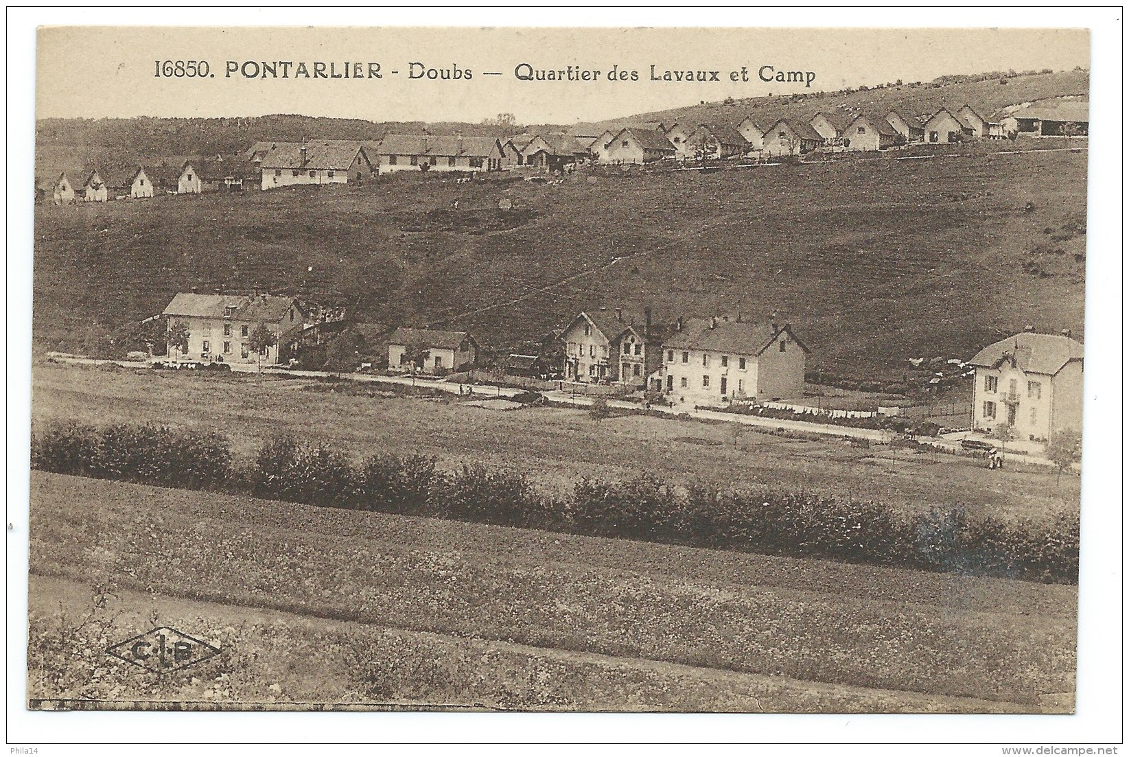 CPA PONTARLIER / QUARTIER DES LAVAUX ET CAMP - Pontarlier