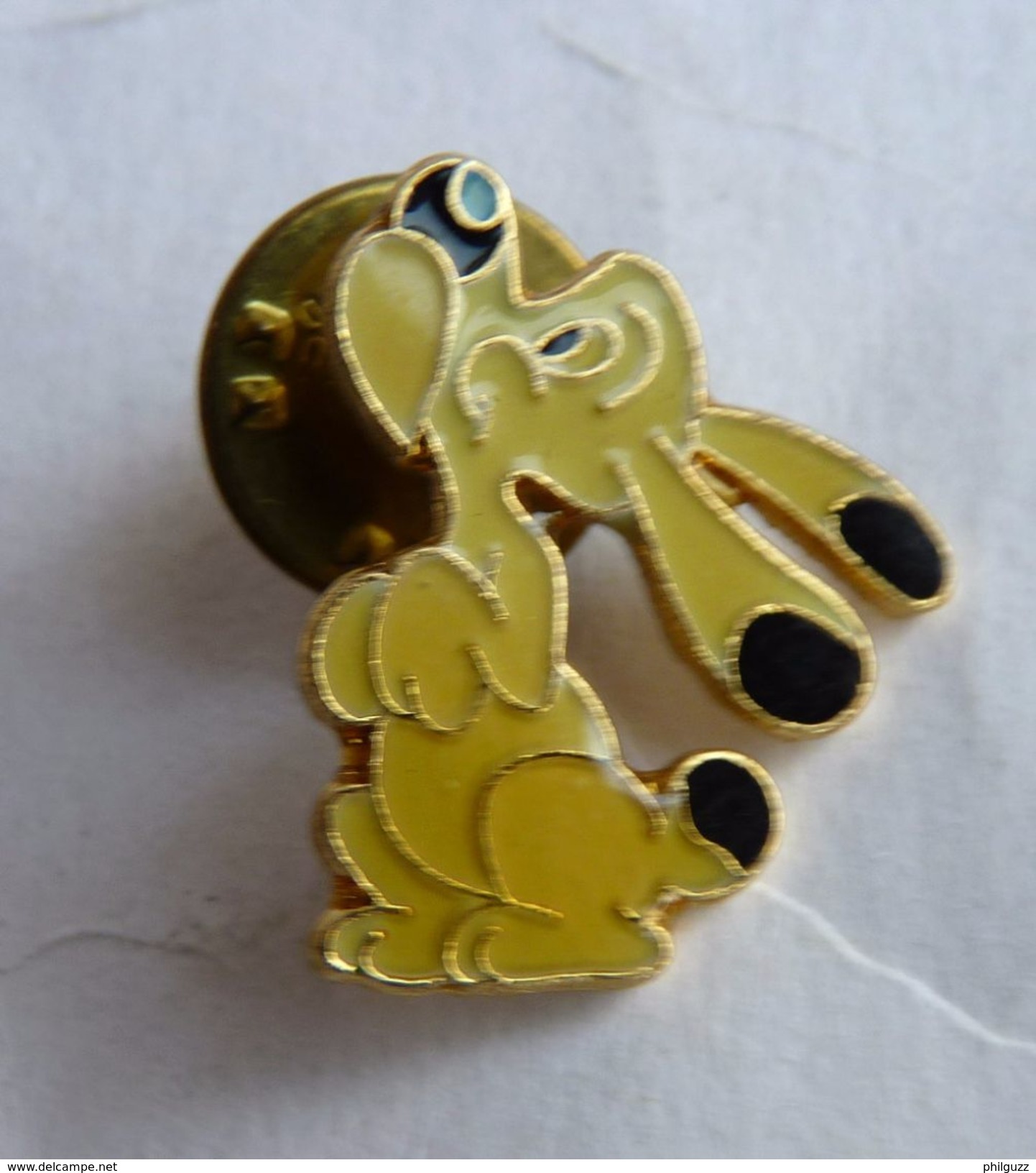 RARE PIN'S CORNER ASTERIX IDEFIX FAIT LE BEAU - Pin's