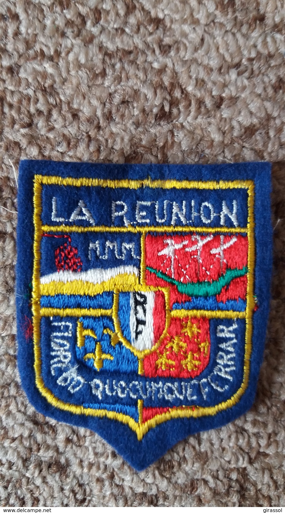 ECUSSON TISSU LA REUNION DEVISE  ARMOIRIES BLASON VOIR AUTRES MODELES DANS MA BOUTIQUE ET CELLE ULTIMA31 - Scudetti In Tela