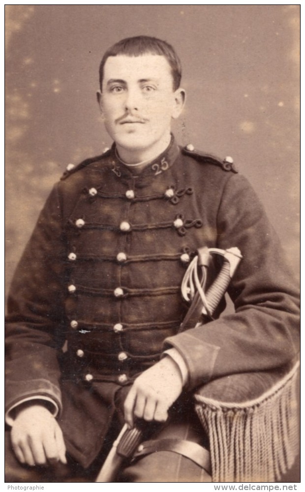 Chalons Sur Marne Homme En Uniforme Militaire Ancienne Photo CDV Durand 1880 - Old (before 1900)