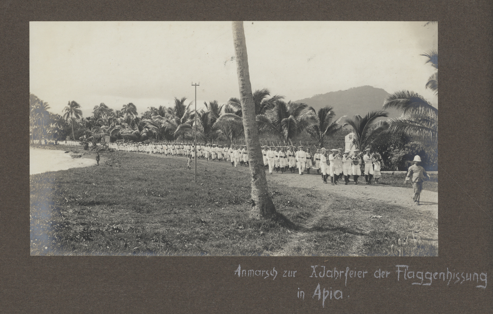 Deutsch-Neuguinea - Besonderheiten:  1909/1910: 2 Fotoalben SMS Cormoran  In Der Südsee, 167 Fotos + - Duits-Nieuw-Guinea