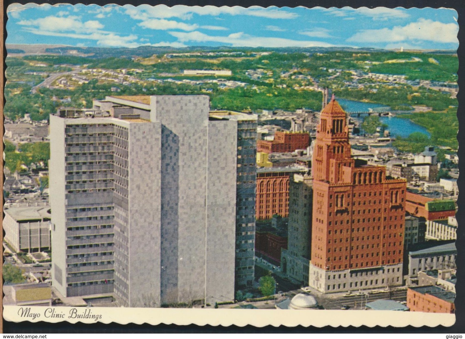 °°° 9314 - USA - MN - MAYO CLINIC BUILDINGS - A VIEW OF ROCHESTER - 1974 With Stamps °°° - Rochester