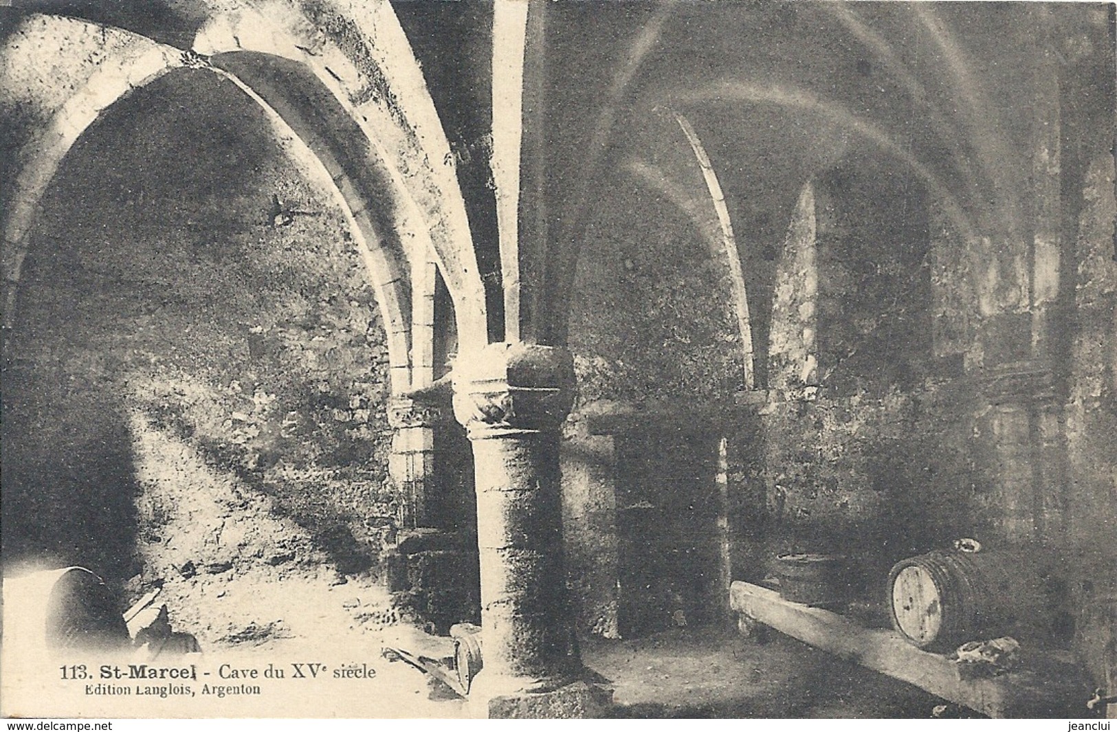 113. St-MARCEL . CAVE DU XVe / SIECLE + TONNEAUX . NON ECRITE - Autres & Non Classés