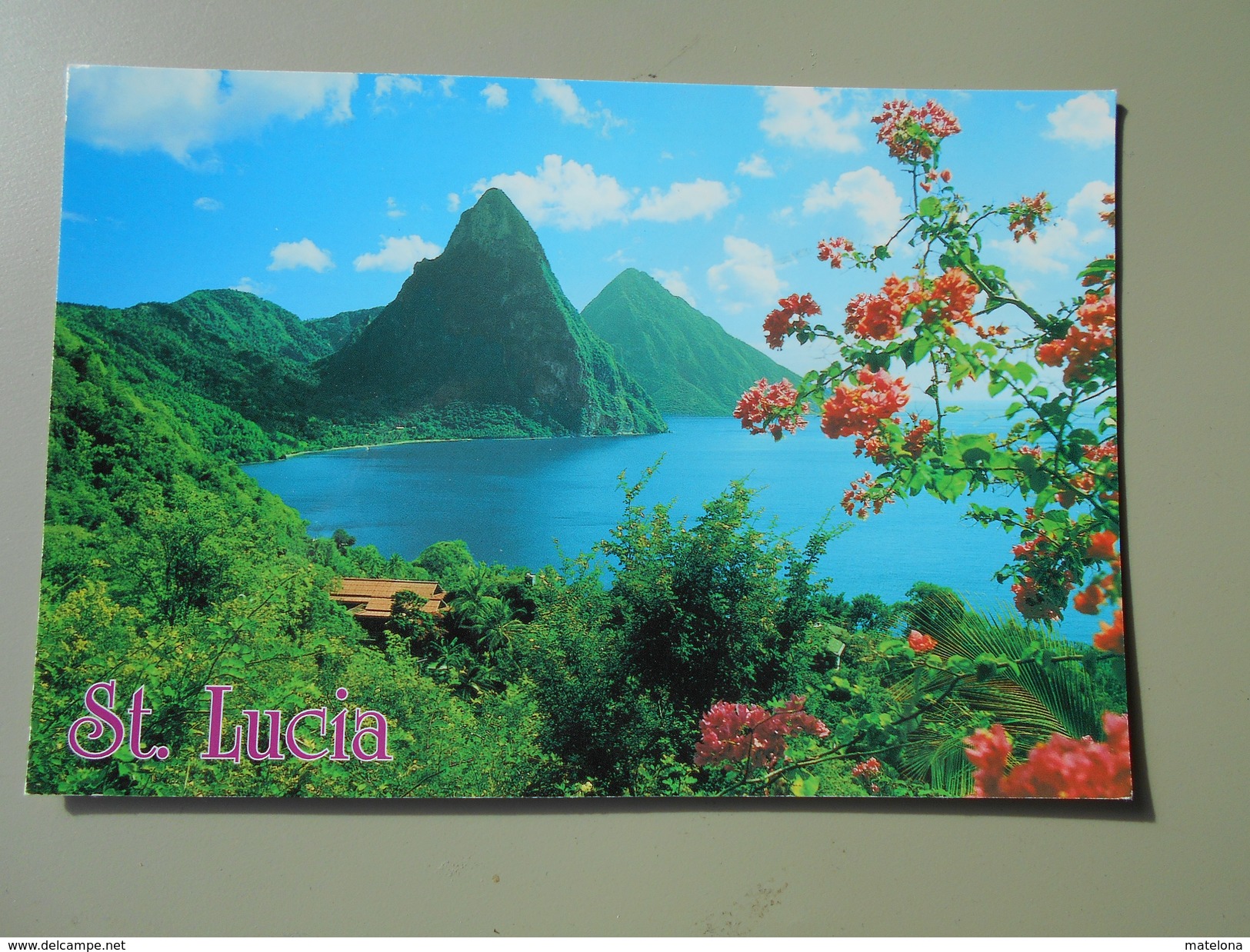 SAINTE LUCIE ST. LUCIA THE PITONS TWIN PEAKS RISING A HALF MILE OUT OF THE OCEAN.............. - Santa Lucía