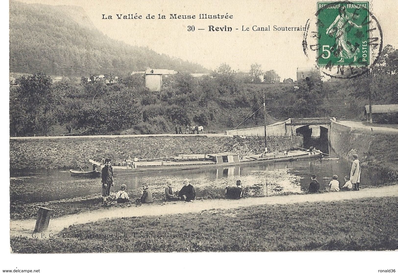 Cp 08 Vallée De La Meuse REVIN Le Canal Souterrain  ( Habitation Enfant Pré ) Péniche Canal Chemin De Halage - Revin