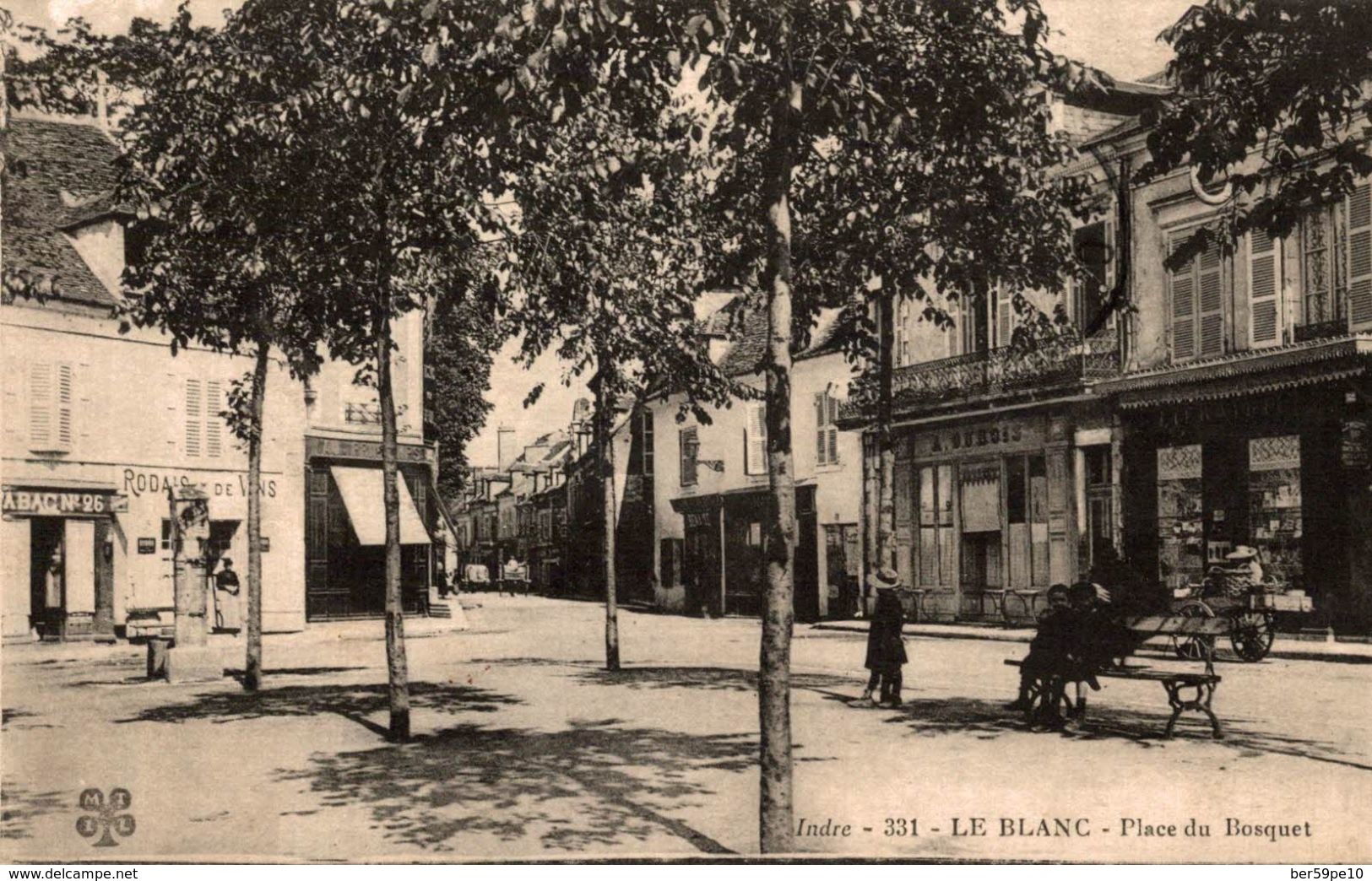 36 LE BLANC PLACE DU BOSQUET - Le Blanc