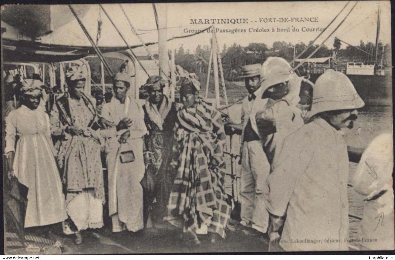 CPA Martinique Fort De France Groupe De Passagères Créoles à Bord Du Courrier Colons à Bords Coloniale - Fort De France