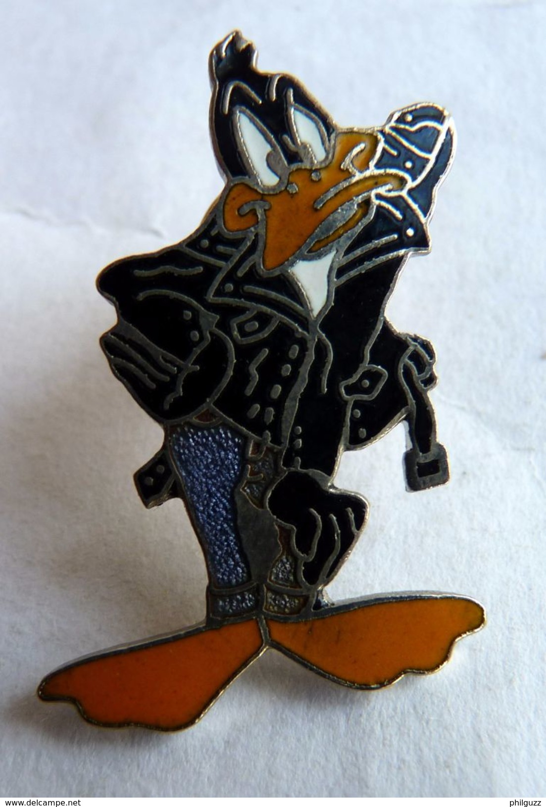 PIN'S DEMONS ET MERVEILLES 1990 TUNER DAFFY DUCK BOUSON DE CUIR - Cinéma