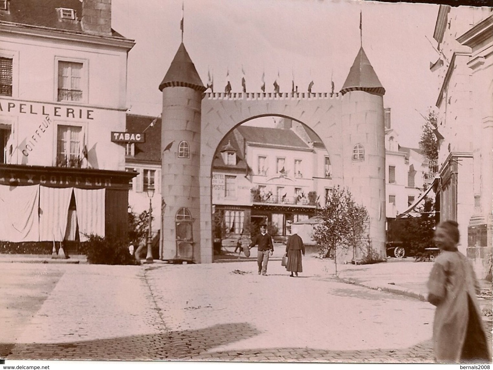 MORTAGNE AU PERCHE - La Place - Photo Original-12 X 9 Cm - - Lieux