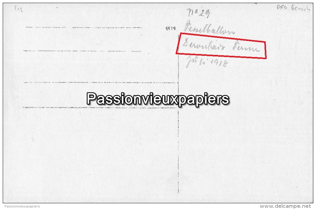 CARTE PHOTO ALLEMANDE  FERME DEROUBAIX 1918 (environs GENECH BACHY) FESSELBALLON (BALLON CAPTIF D'OBSERVATION) N°1 - Autres & Non Classés