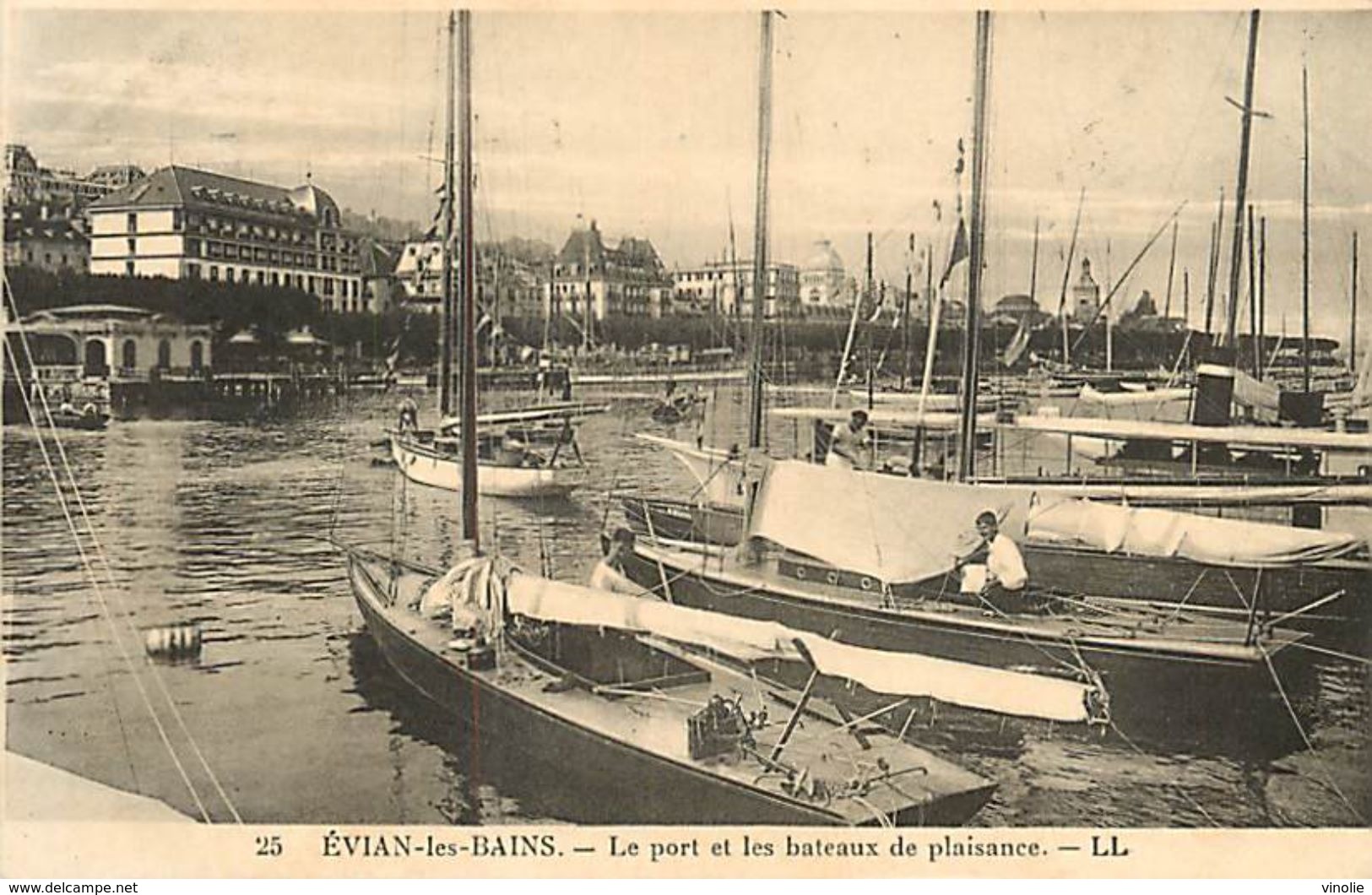 PIE 17-T-7968 : EVIAN LES BAINS. BATEAUX DE PLAISANCE - Evian-les-Bains