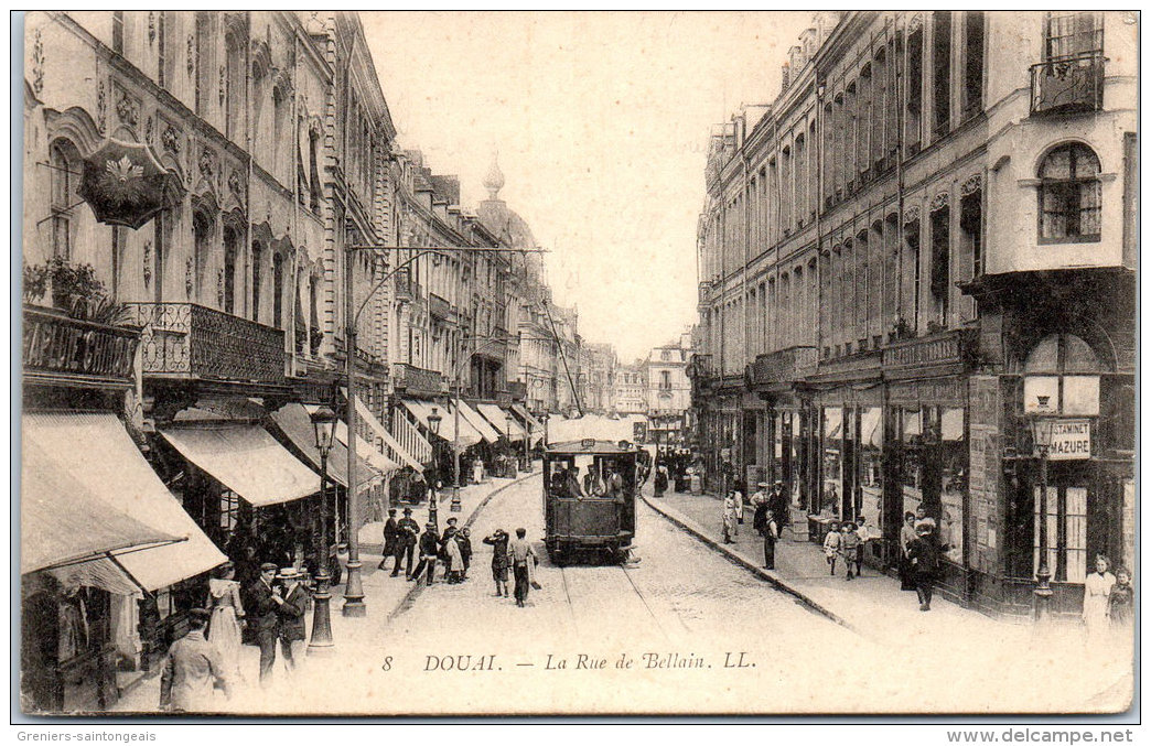 59 DOUAI - La Rue De Bellain - Douai