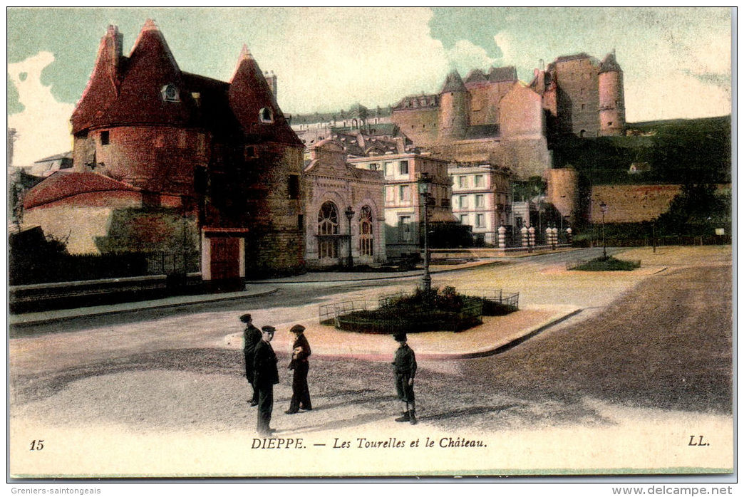 76 DIEPPE - Les Tourelles Et Le Château - Dieppe