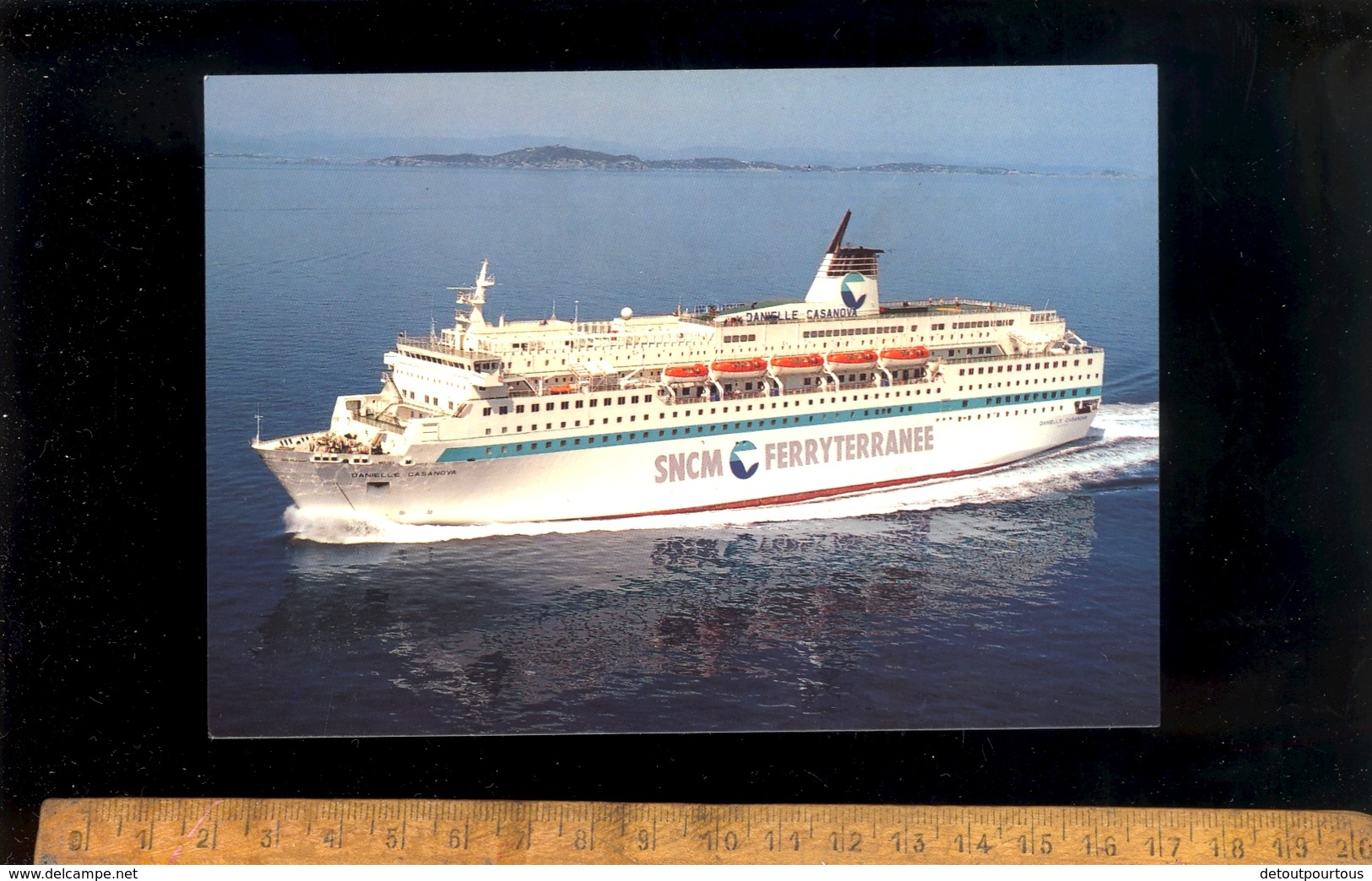 CORSE Car Ferry Boat Paquebot Transbordeur SNCM FERRYTERRANEE DANIELLE CASANOVA Bateau Ship Maritime Vessel Schiff Nave - Autres & Non Classés