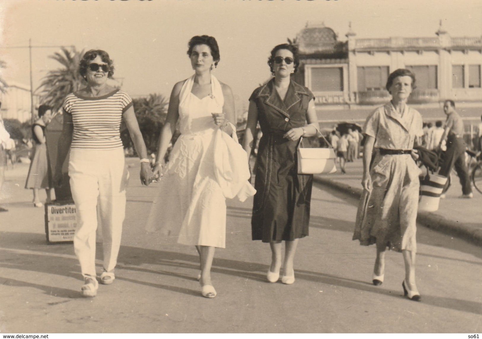 7156.   Old   Foto Photo - Donne - Women - Foto Magrini Viareggio - 14 X 9 - Autres & Non Classés