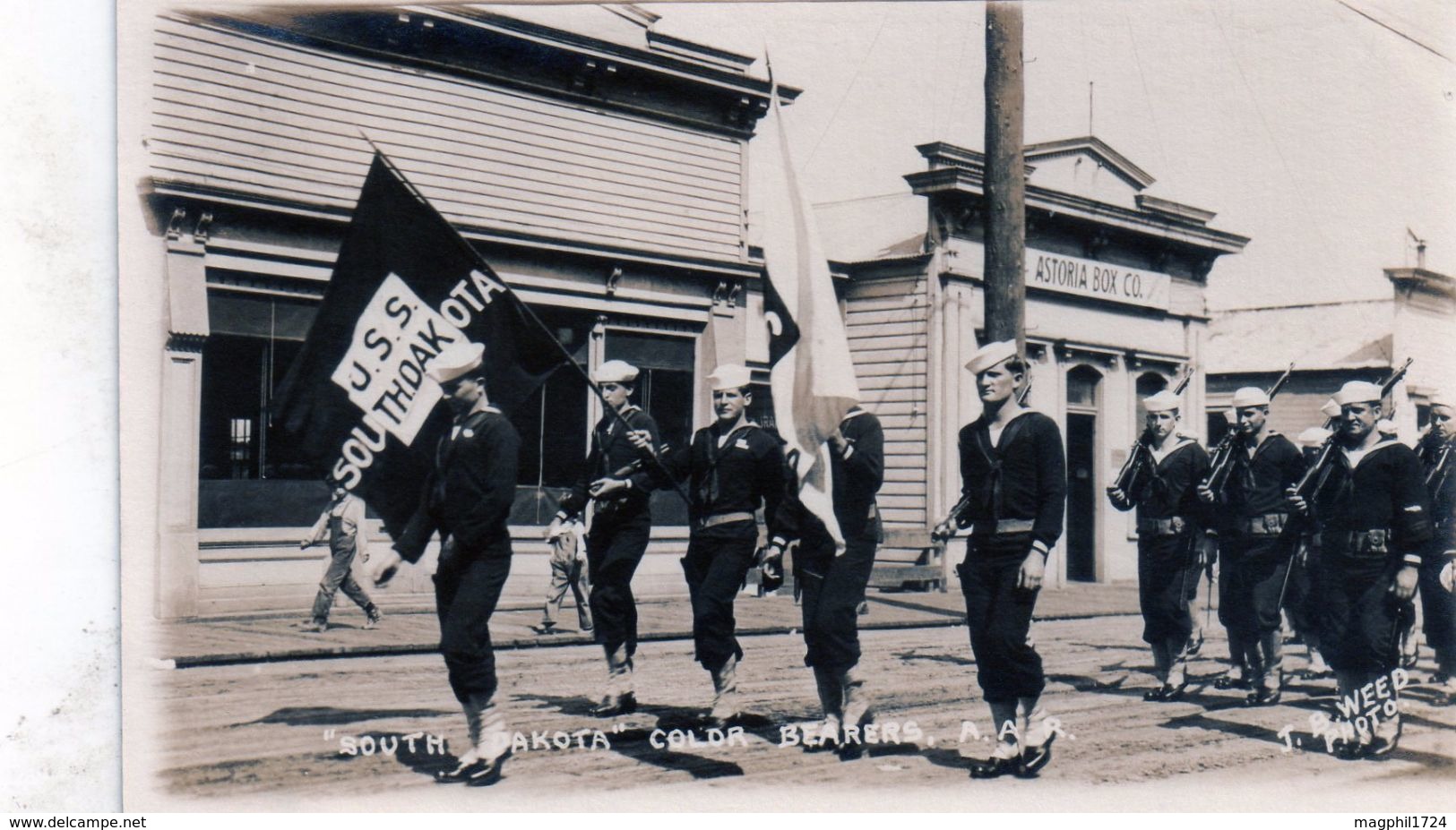 Carte Photo South Dakota Coldr Bearers. A.a.r. (tres Belle Photo De Marin Qui Defi....) - Autres & Non Classés