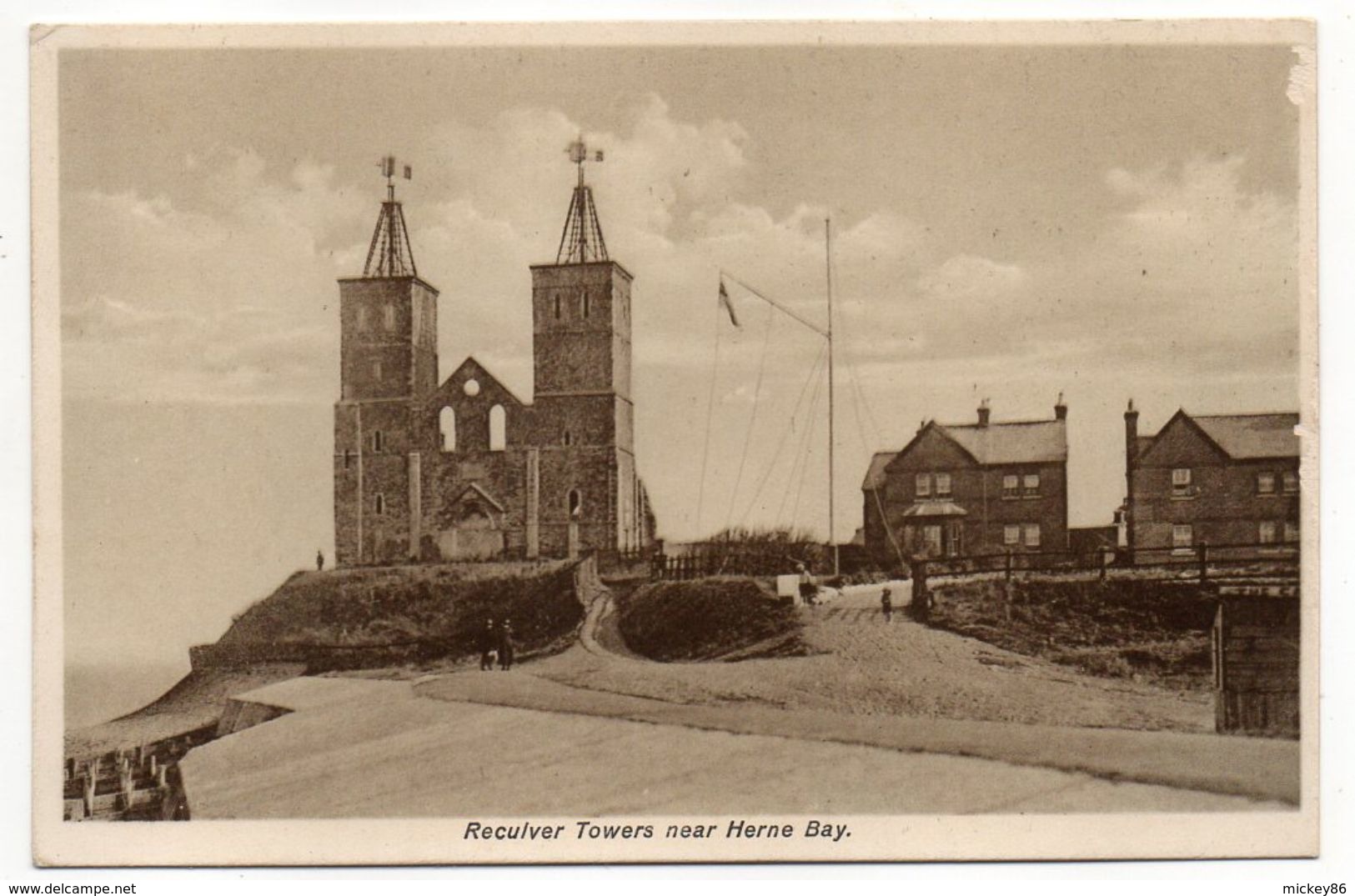 U.K --Kent---near Herne Bay--RECULVER --Towers...................à Saisir - Autres & Non Classés