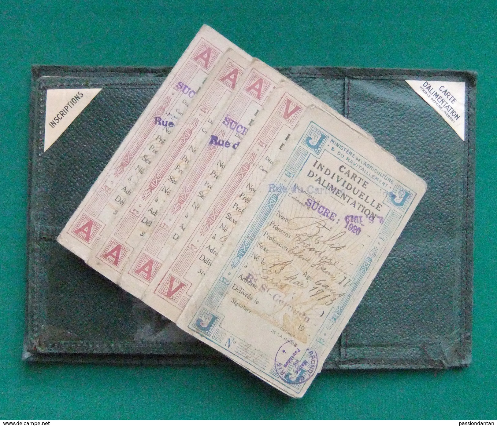 Porte-cartes De Modèle Pierrey Contenant Cinq Cartes Individuelles D'alimentation - Fin Première Guerre Mondiale - 1914-18