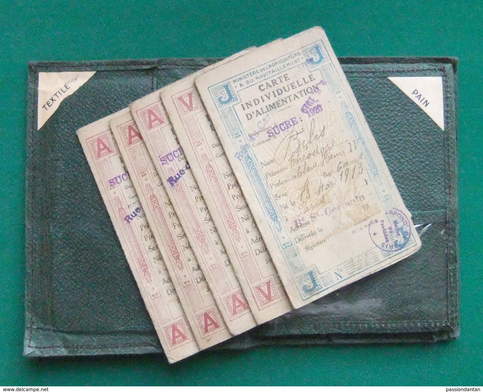 Porte-cartes De Modèle Pierrey Contenant Cinq Cartes Individuelles D'alimentation - Fin Première Guerre Mondiale - 1914-18