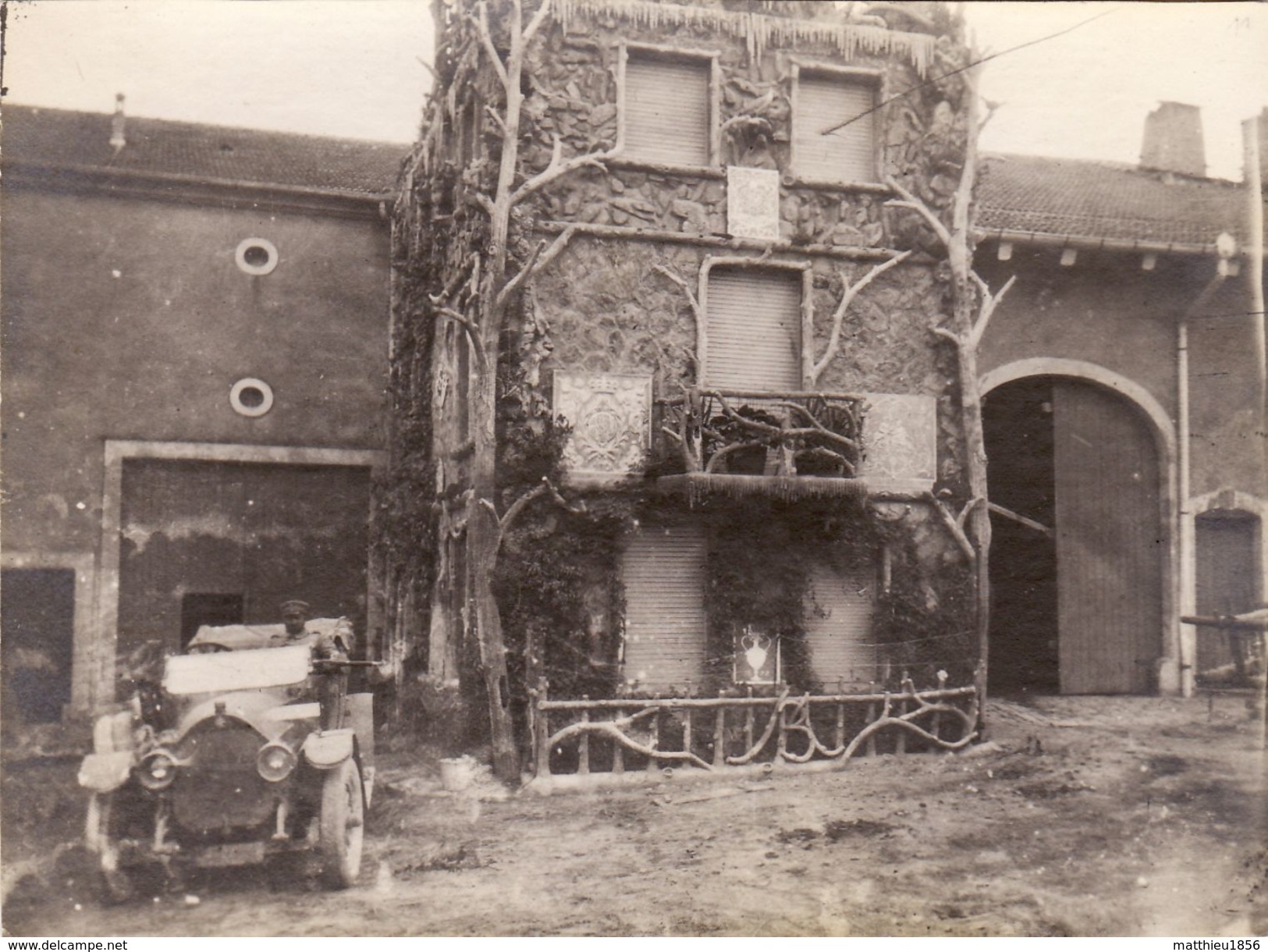 Photo Aout 1914 GONDREXANGE (près Blâmont) - Auto Allemande Devant La Maison Masson (A181, Ww1, Wk 1) - Autres & Non Classés