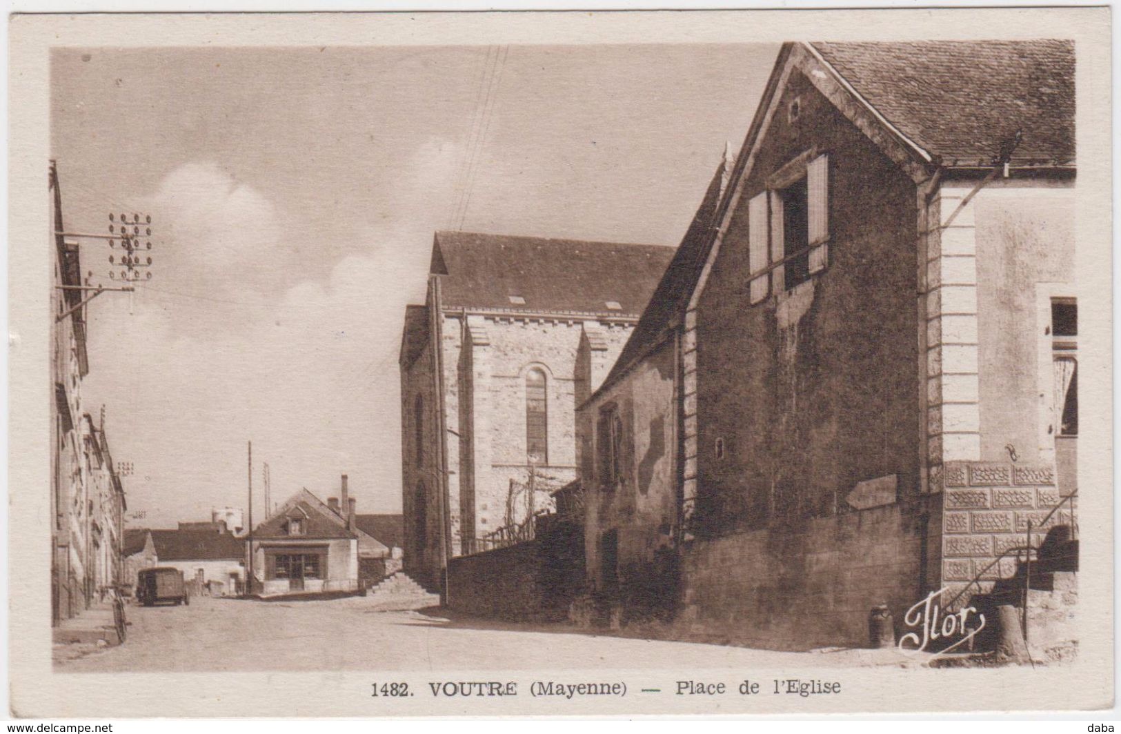 Voutre. Place De L'église - Autres & Non Classés