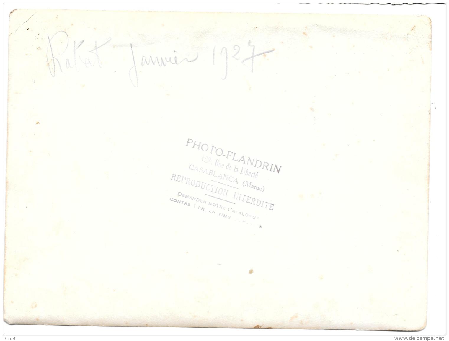 CPA.  RABAT ....PHOTO..FLANDRIN.. JANVIER 1927..SERVICE EXPEDITION  D'UNE FABRIQUE DE BOUTONS .BE...Form :  176 X 130 MM - Rabat