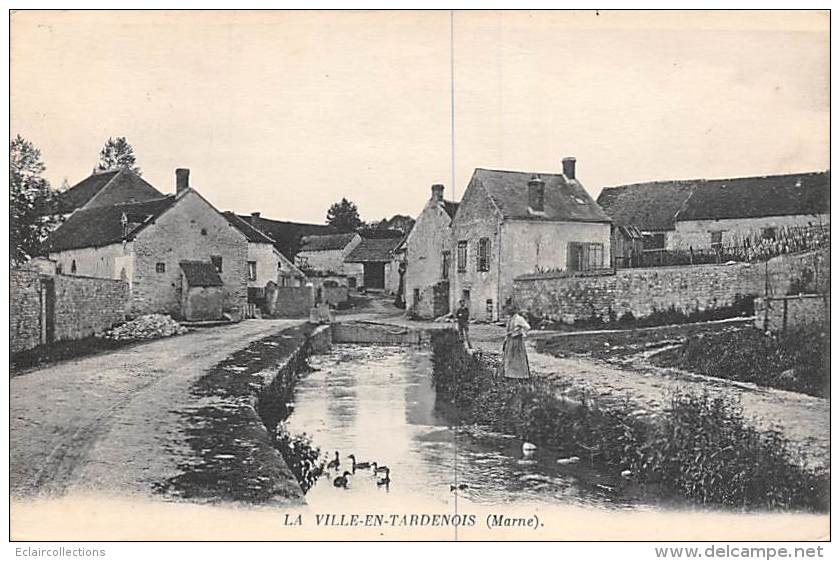 La Ville En Tardenois     51        Lae Village         (voir Scan) - Autres & Non Classés