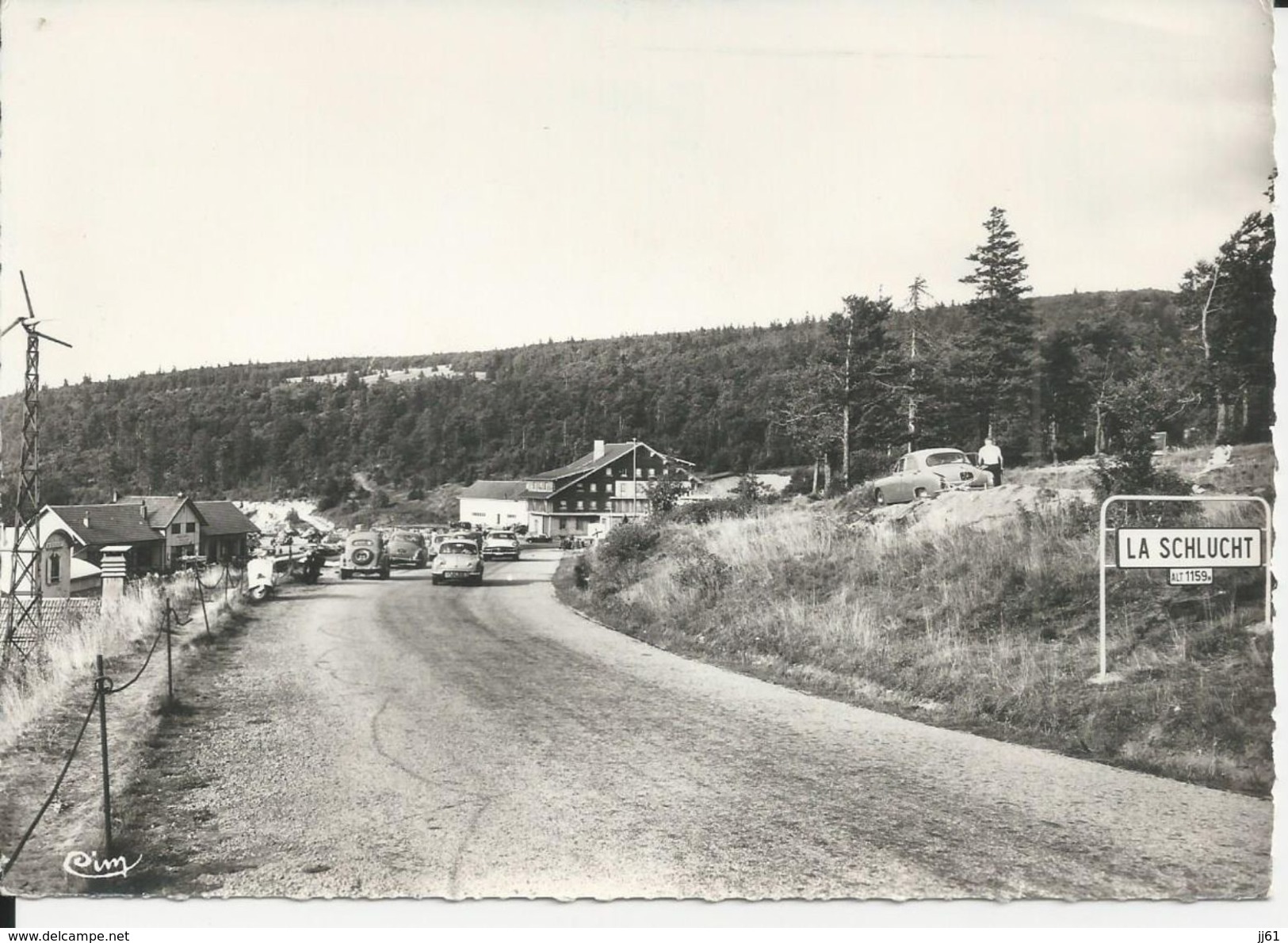 LA SCHLUCHT LE COL VOITURES CPSM GF BE ANNEE 1950 AVEC CACHET DU COL AU DOS - Autres & Non Classés