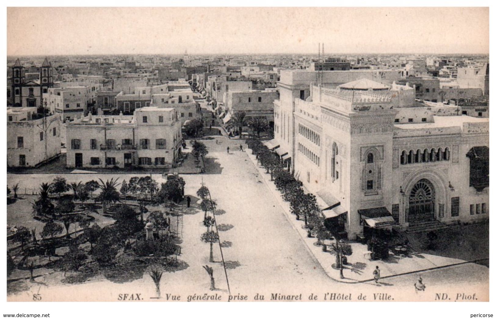Tunisie   Sfax  Vue Générale Prise Du Minaret - Tunisie