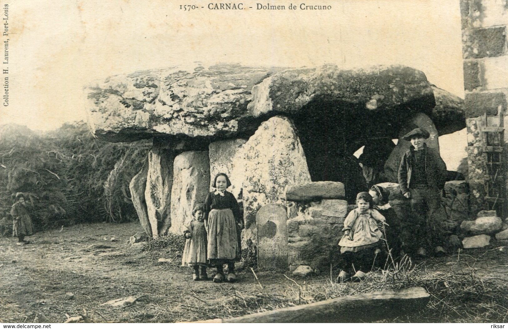 DOLMEN ET MENHIR(CARNAC) - Dolmen & Menhirs