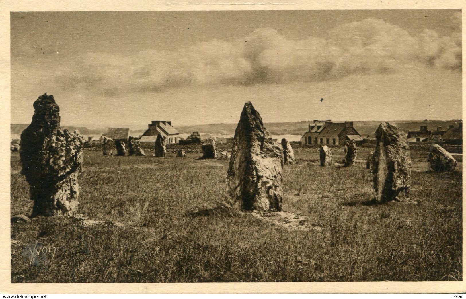 DOLMEN ET MENHIR(CAMARET SUR MER) - Dolmen & Menhirs