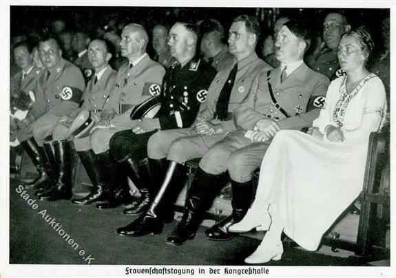 Hitler WK II Frauenschaftstagung In Der Kongresshalle I-II - Guerra 1939-45