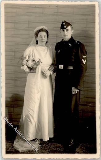 SS WK II Soldat Hochzeit  Foto AK I-II - Oorlog 1939-45
