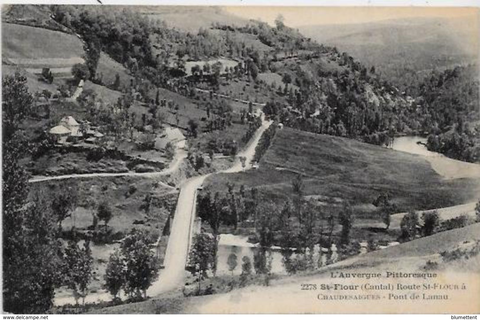 CPA Saint FLOUR Cantal Auvergne Non Circulé - Saint Flour