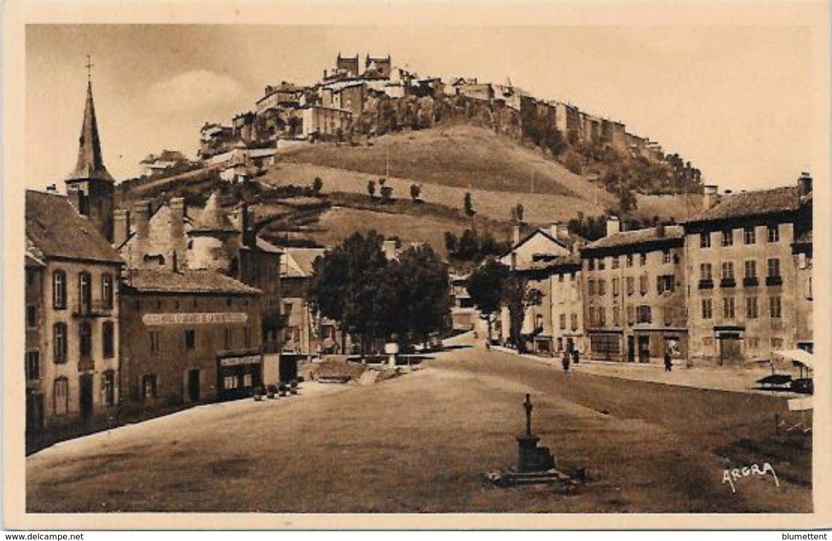 CPA Saint FLOUR Cantal Auvergne Non Circulé - Saint Flour